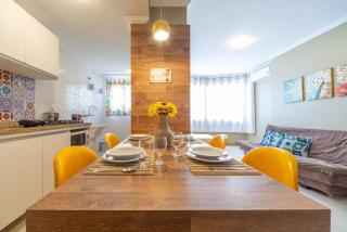 GRAMADO SOLAR REAL - 2 APTS de 2 quartos no mesmo prédio, cada um comporta até 7 pessoas - IDEAL PARA GRUPOS - central - IDEAL PARA ANDAR A PÉ, nesta plataforma desde janeiro de 2016, oferecemos CREDIBILIDADE - seu PET é bem-vindo - GARAGEM COBERTA - Gramado - 6