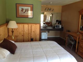 Whitney Portal Hotel And Hostel - Lone Pine - 1