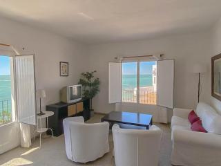 Magnífico alojamiento a 3 metros de la playa y en la Plaza del Castillo - Chipiona - 4