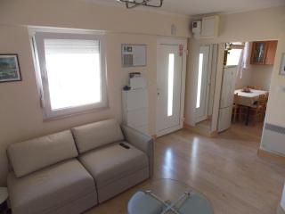 Warm Terrace Apartments - 1