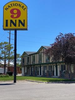 National 9 Inn Price - 5