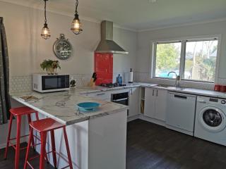 Kerikeri Sunny Modern 2 Bedroom Apartments - 8