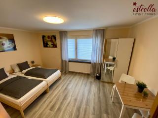 estrella24 LIVING ROOMS 87 Paris - Herne - 2