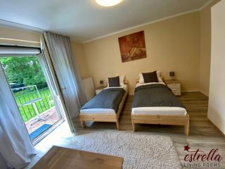estrella24 LIVING ROOMS 87 Paris - Herne - 9