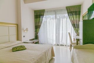 Hotel Metropolitan - 1