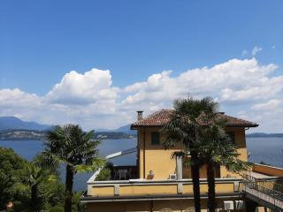 BMP APARTMENT GIOIOSA 1 terrazza vista Lago - Belgirate - 5