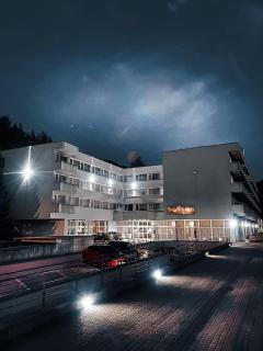 Kúpele Brusno - Kúpeľný hotel Poľana - Brusno - 9