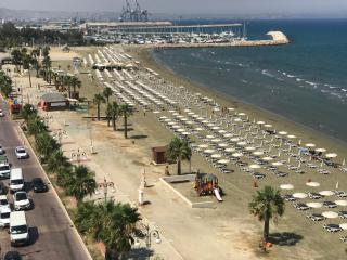 Panoramic Sea View Apartments - Larnaca - 8