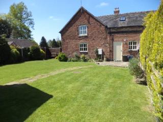 Lapwing Cottage - Stoke on Trent - 8