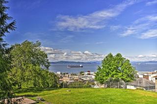 Classic Hillside Astoria Home with Gorge Views! - 9