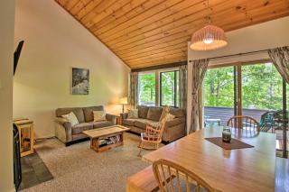 Village of Loon Mtn Condo with Fireplace and Balcony! - Lincoln - 0