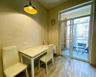 Italian Boulevard Modern Apartment - Odesa - 5