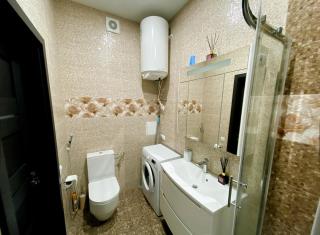 Italian Boulevard Modern Apartment - Odesa - 4