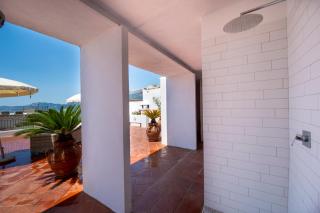 Casa Ella with Private Parking - 1