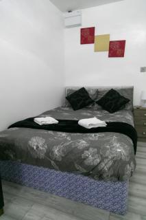 Cheetham Hills Apartments - Manchester - 9