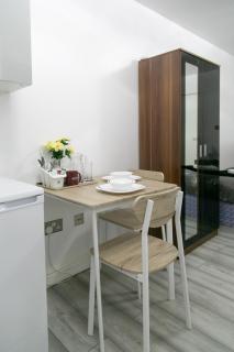 Cheetham Hills Apartments - Manchester - 7