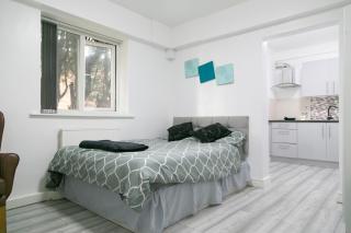 Cheetham Hills Apartments - Manchester - 2