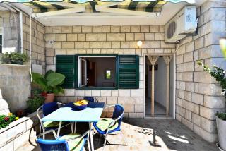 Villa Senjkovic - Apartments with Balcony and Sea View - 3