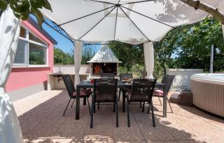 House Bumbiste 1703 - Banjole - 1
