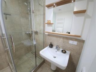 PB Ferienwohnungen - FeWo 3 - Stilvoll eingerichtetes Studio im Herzen Senftenbergs - Senftenberg - 3