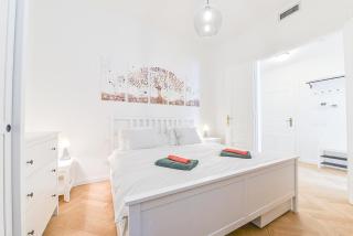 Brand New Apartment next to Old Town Square - Prague - 6