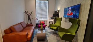 Hotel Cristall - Frankfurt City - 9