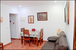 Chalet 2 dormitorios con piscina privada - 3