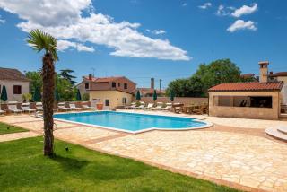 Via Flavia with Common Pool - Labinci - 5