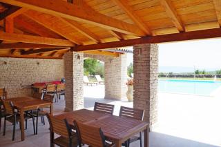 Holiday apartments in house Sanja - Rakalj - 6