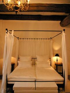 Hotel Goldenes Kreuz - Regensburg - 1