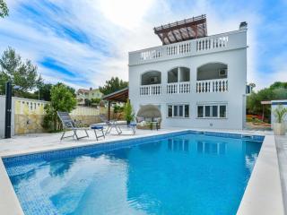 Apartment Valentina-1 by Interhome - Pridraga - 0