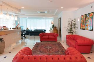 Hotel Haus Charlotte - San Benedetto del Tronto - 2
