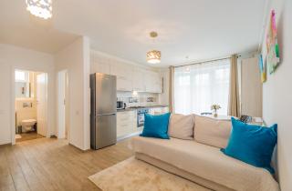 Modern Central Ap - Terrace - Parking - 0