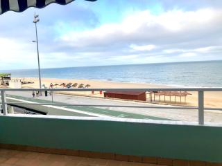 GATU PREMIUM Villa Isabel TERRAZA,PARKING,1ºLINEA PLAYA,WIFI,VISTA AL MAR , Preferente mayores de 25 años y familias - Cadice - 0