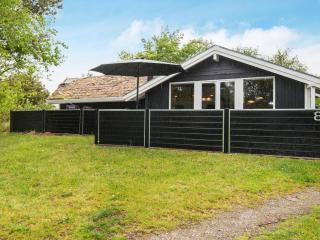 6 person holiday home in Rømø - Bolilmark - 6
