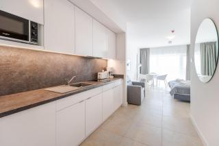 Aquamarina Prima Studio with Sea View by Noclegi Renters - Międzyzdroje - 2