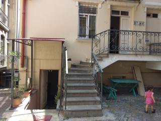 AZAT НОМЕ - Tbilisi - 8