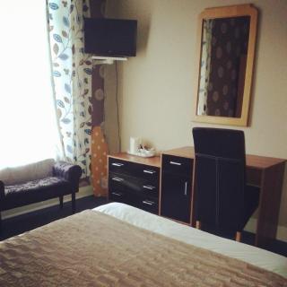 Amber Guesthouse - Derby - 8
