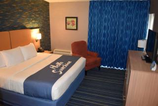 Days Inn by Wyndham Wayne - Wayne - 2