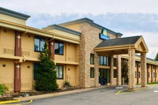 Days Inn by Wyndham Wayne - Wayne - 9