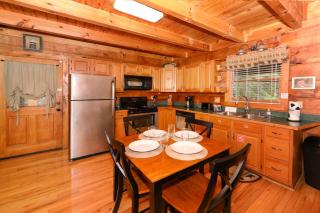 Belle of the Valley - Sevierville - 9