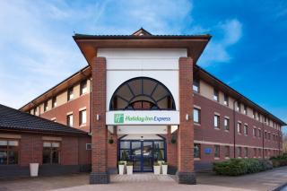 Holiday Inn Express Warwick - Stratford-upon-Avon by IHG - Warwick - 2