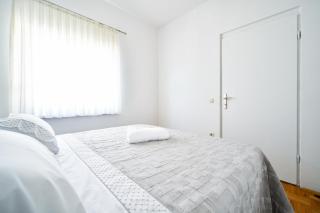 Apartments Martom - Seline - 1