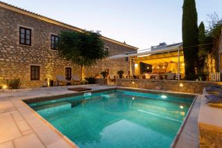 Mare Monte Luxury Suites - Spetses - 4