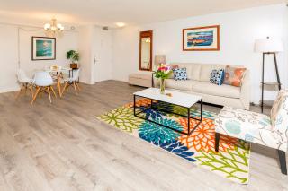 Chic Mountain View Unit Near Waikiki Beach with Parking - Honolulu - 2
