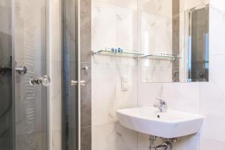 Resident Rene USTKA - 2