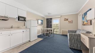 Adventurer Oceanfront Inn - Wildwood Crest - 5