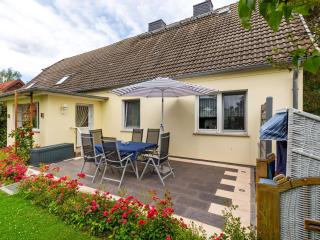 Holiday home in Zierow with terrace - Zierow - 3
