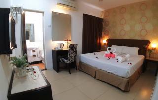 Quality Guest House - 1