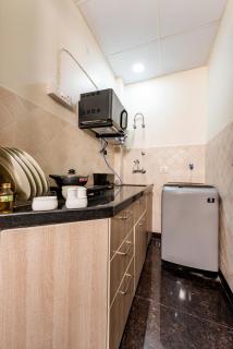 House of Backpackers - 1
